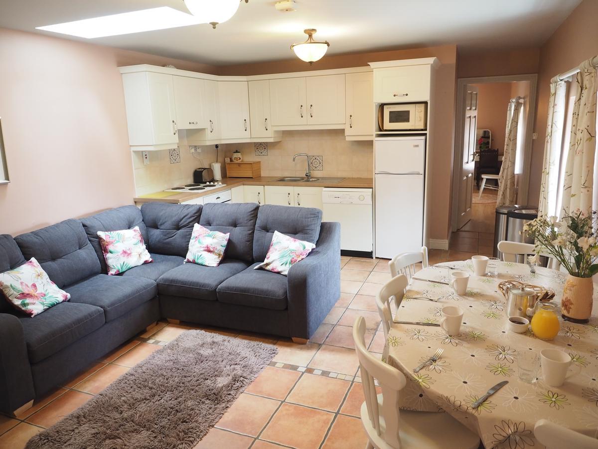 Coolanowle Self Catering Holiday Accommodation Карлоу Екстериор снимка